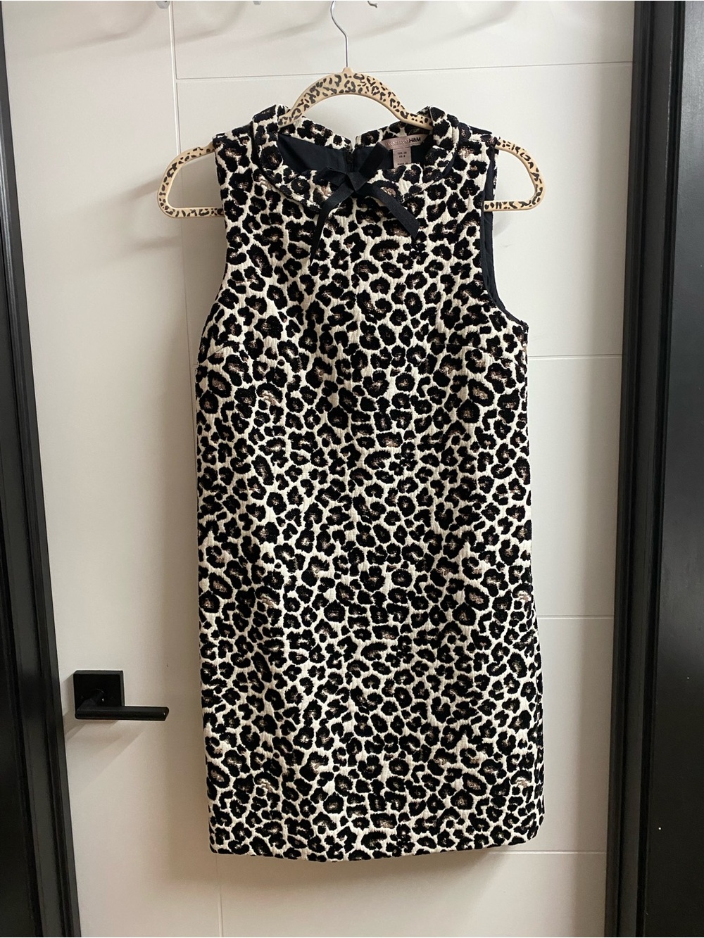 Leopard Print Sleeveless Dress - Black & Cream